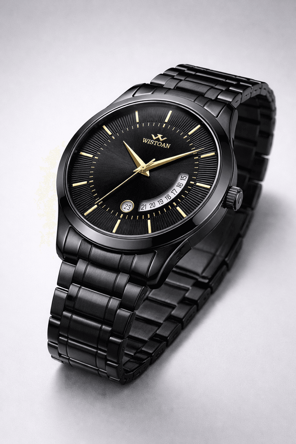 WR1823 luxury watch detail view